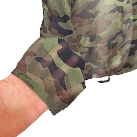 Nili Lotan** Green & Brown XSmall Camouflage Silk Long-Sleeve T-Shirt - Picture 7 of 12